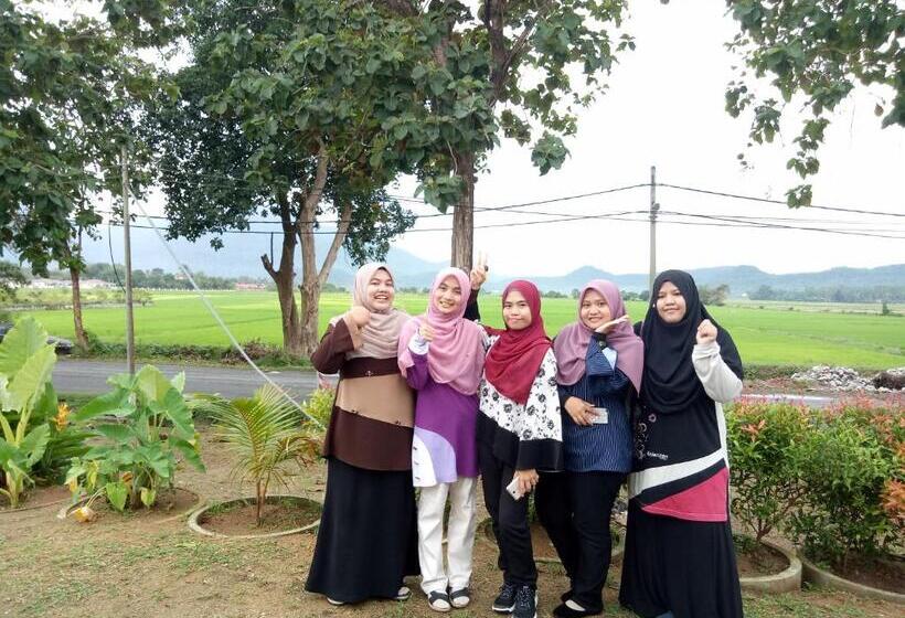 بنسيون Idul Sunrise View