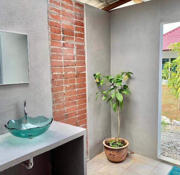 膳宿费 Kawah Padi Garden Villa Langkawi