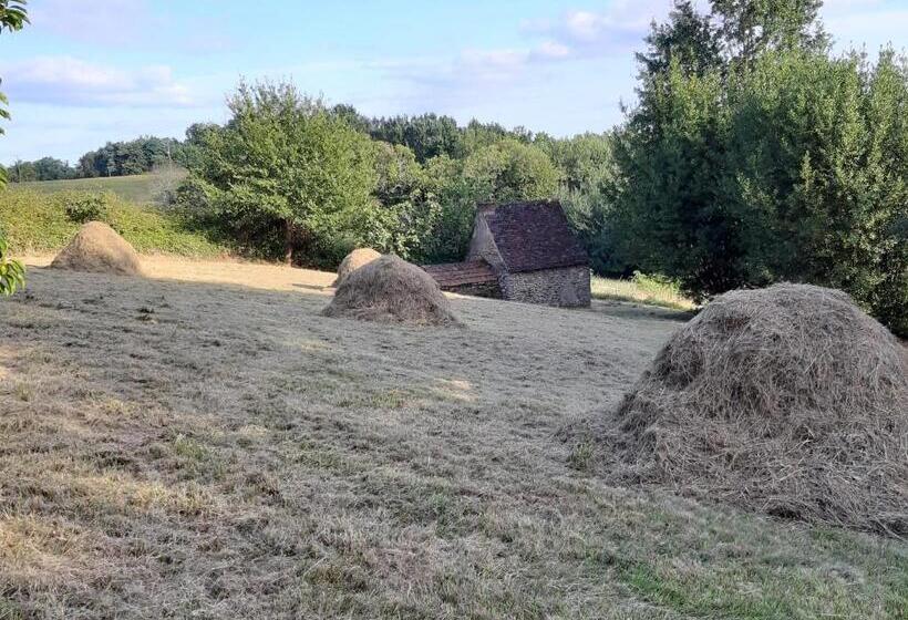 膳宿费 Le Chai, Gîte De Charme Avec Piscine