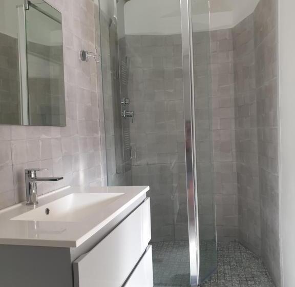 פנסיון Maisonnette Guest House