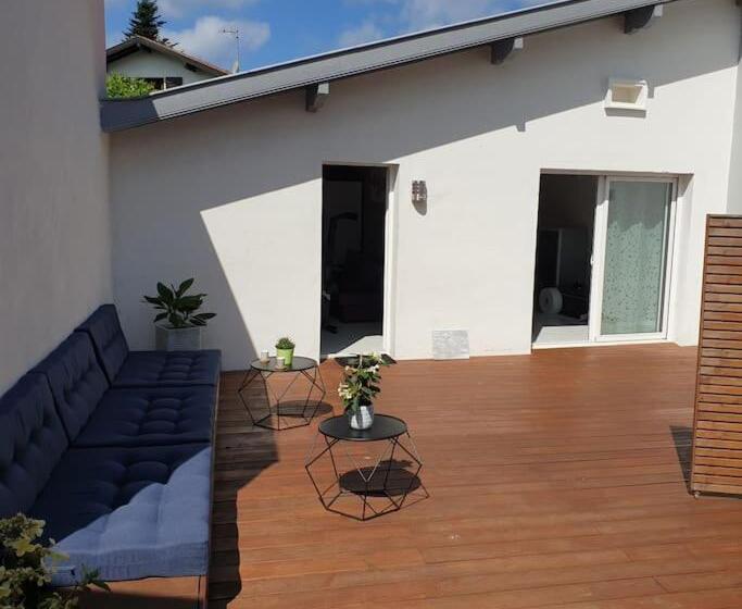 פנסיון Maisonnette Guest House