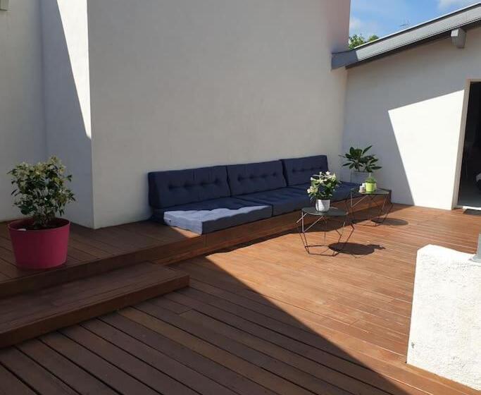 פנסיון Maisonnette Guest House