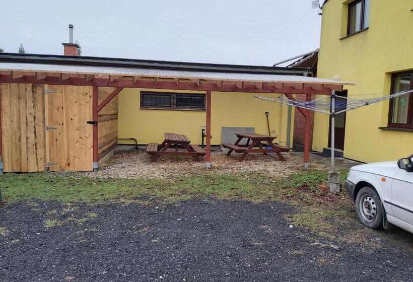 Пансион Pavilon V Ráji