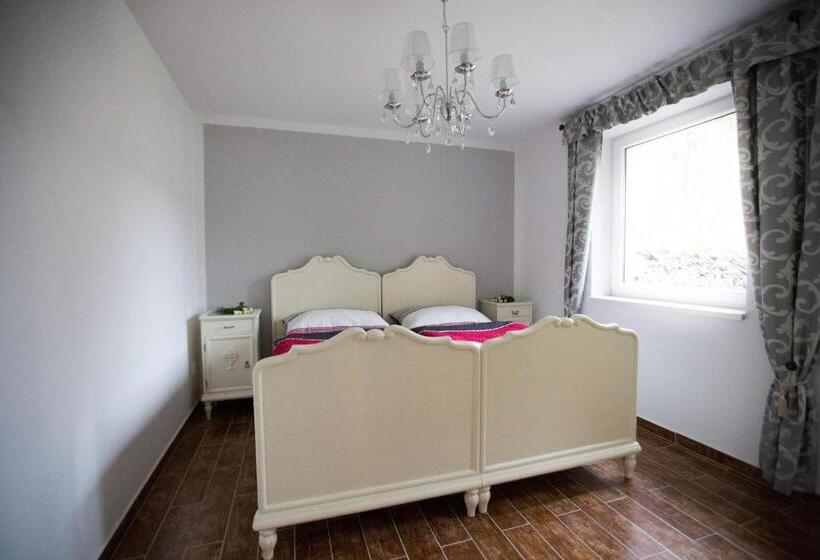 膳宿费 Penzion Harmonika