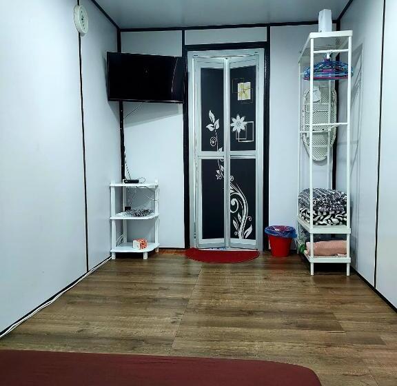 بنسيون Safar House & Cabin