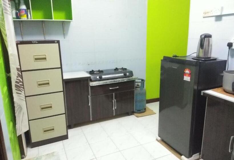 Пансион Seri Lagenda Apartment