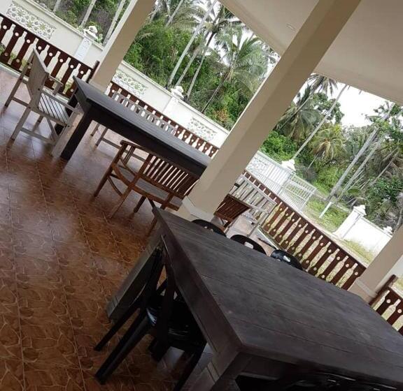 بنسيون The Kallang House