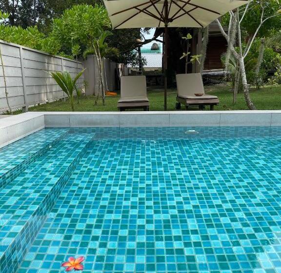 膳宿费 The Temak Villa