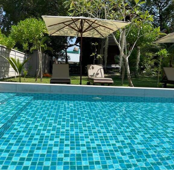 膳宿费 The Temak Villa