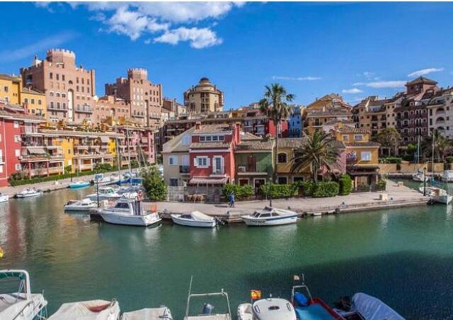 بنسيون Valencia Beach Room With Private Bathroom Coliving