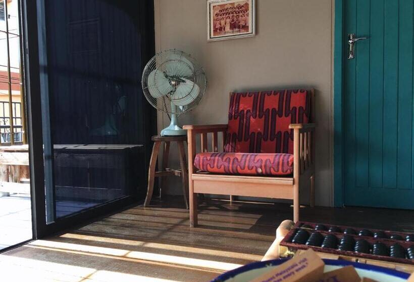 بنسيون Wogoxette Upstairs, A Private Kampung Stay In Cameron Highlands