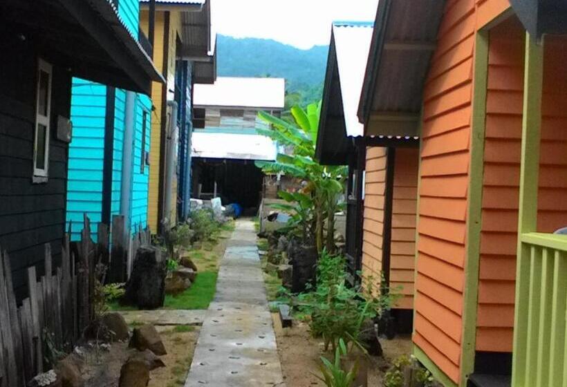 استراحتگاه Beach Shack Chalet   Garden View Aframe Big Unit