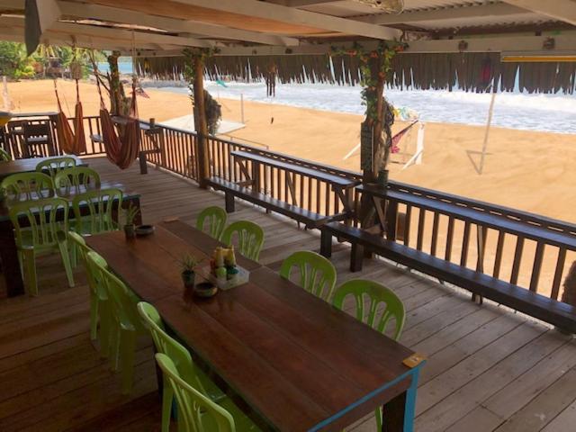 אתר נופש Beach Shack Chalet   Garden View Aframe Big Unit