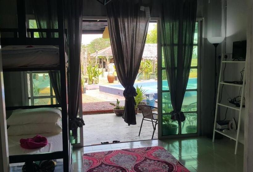 渡假胜地  Dangau Sala D Kontena