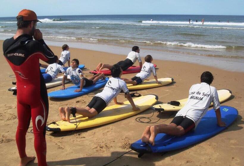 渡假胜地  Les Buissonnets