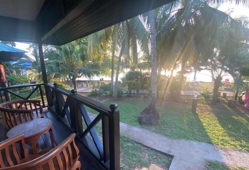 منتجع Nazri S Place 2