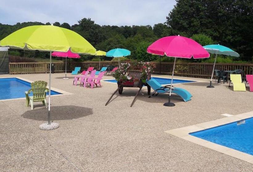 리조트 Residence Fleurs D Aubrac