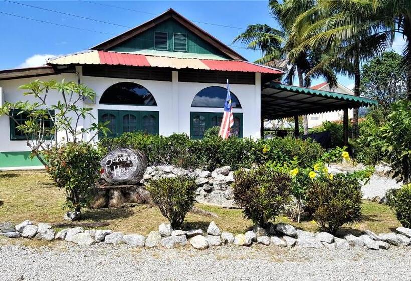 Sabandy House B&b