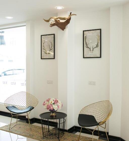 Savana Hotel & Serviced Apartments