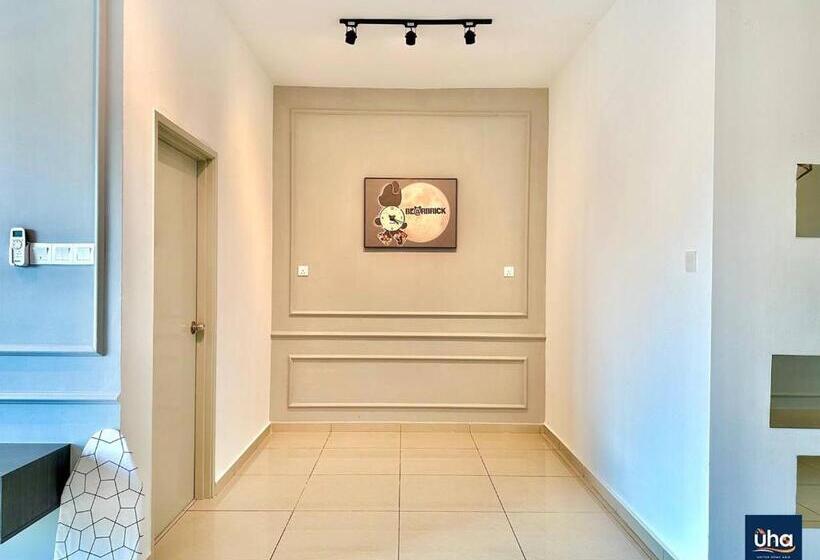 Seasons Luxury Apartment By Jk Home