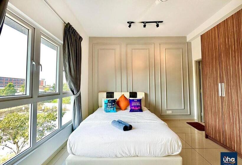 Seasons Luxury Apartment By Jk Home