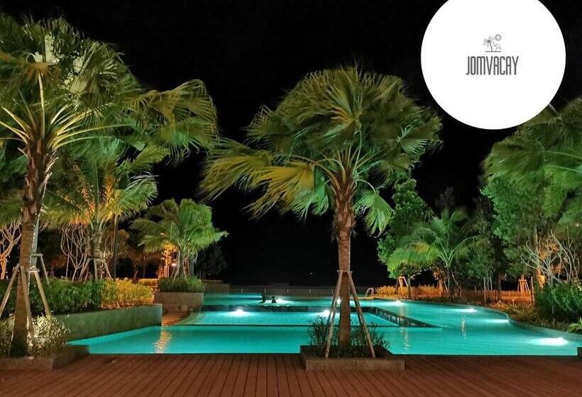 The Jomvacay Place