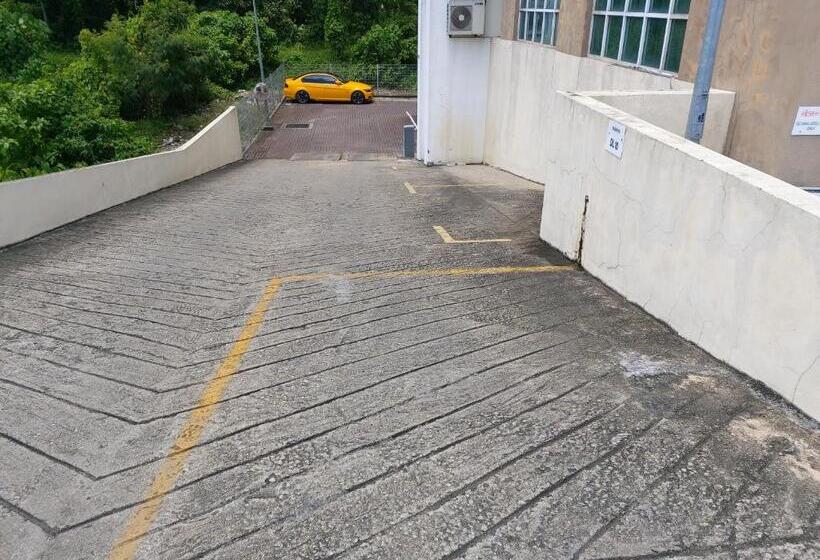 The Viana Apartment 1