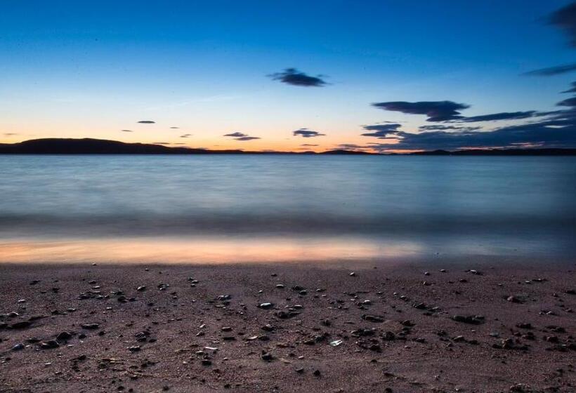 Ulvö Lakeside Resort