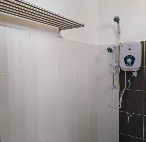 فندق صغير D  Surya Lavender Inn