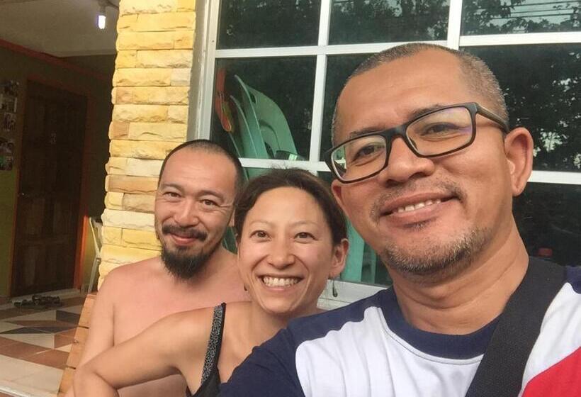 旅馆 Daoh S Rooms & Scooters