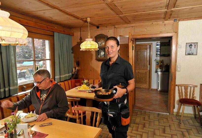 旅馆 Gasthaus Alpenrose