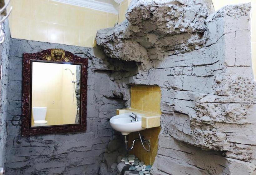 הוסטל Inn Between