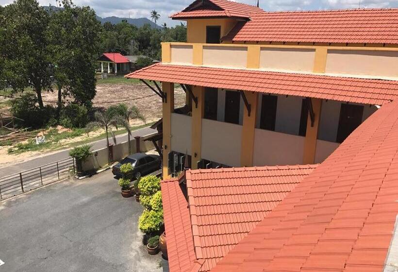 호스텔 Teluk Lipat Seaview Inn