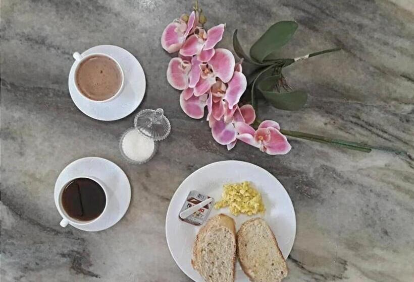 فندق صغير The Sofea Inn Transit Room Airport Kota Bharu