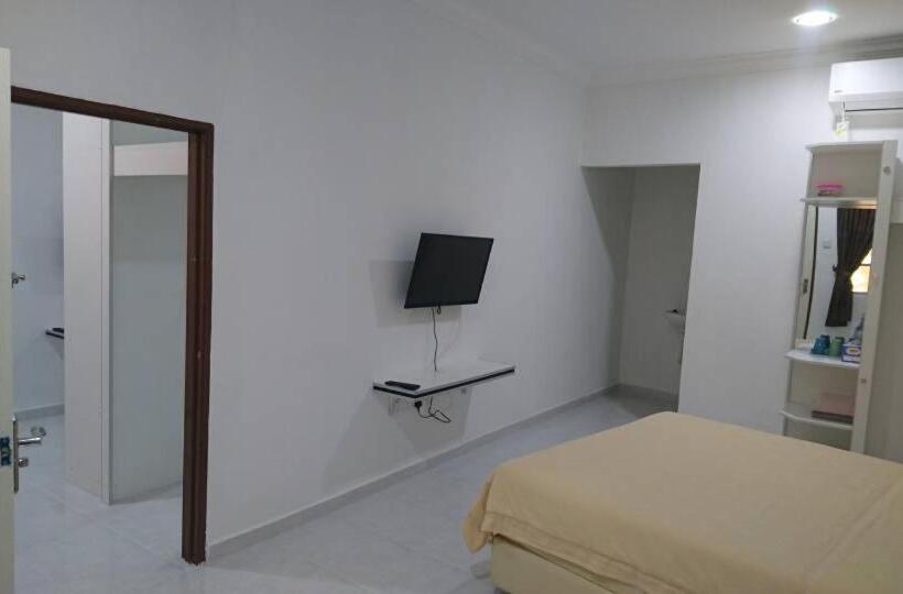 فندق صغير The Sofea Inn Transit Room Airport Kota Bharu
