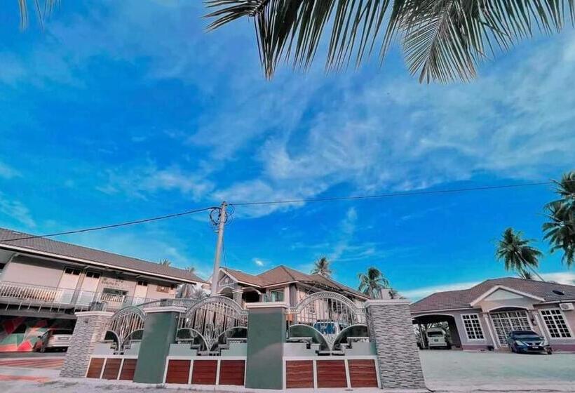 تختخواب و صبحانه Airport Kelantan Homestay & Transit