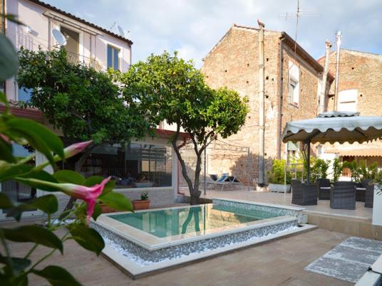 ベッドアンドブレックファースト Alla Corte Di Re Federico