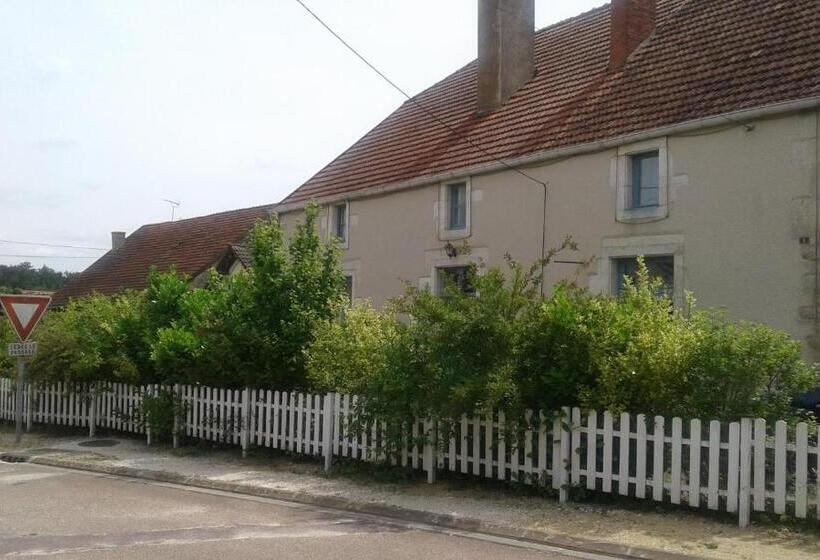 مبيت وإفطار Au Bonheur De Ce Monde