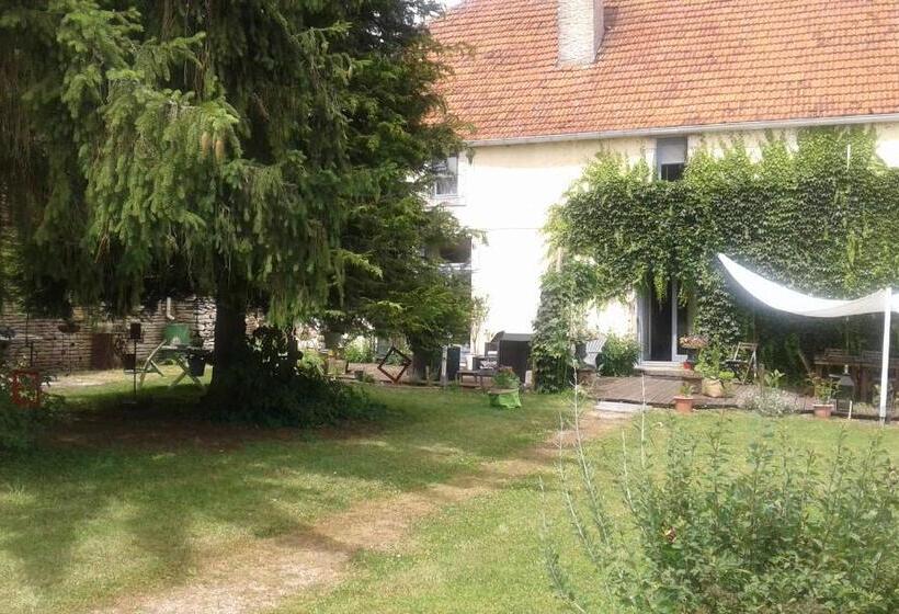 مبيت وإفطار Au Bonheur De Ce Monde