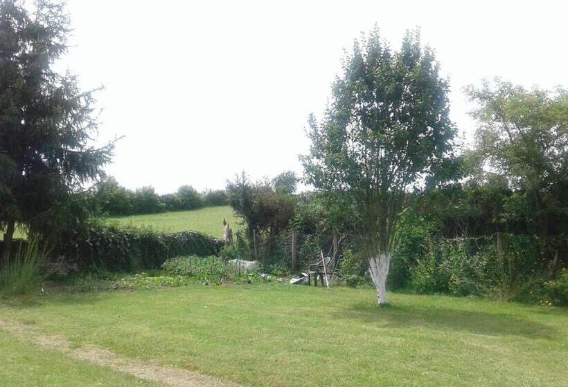 مبيت وإفطار Au Bonheur De Ce Monde