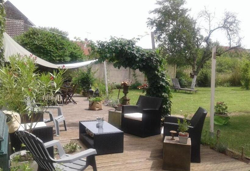 مبيت وإفطار Au Bonheur De Ce Monde