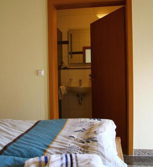 مبيت وإفطار Bistro Im Ring