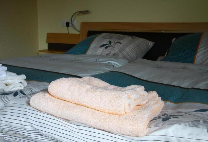 مبيت وإفطار Bistro Im Ring