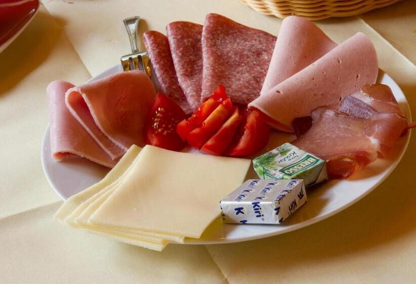 مبيت وإفطار Bistro Im Ring