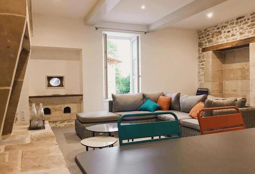 مبيت وإفطار Gîtes Les Demeures De Valette