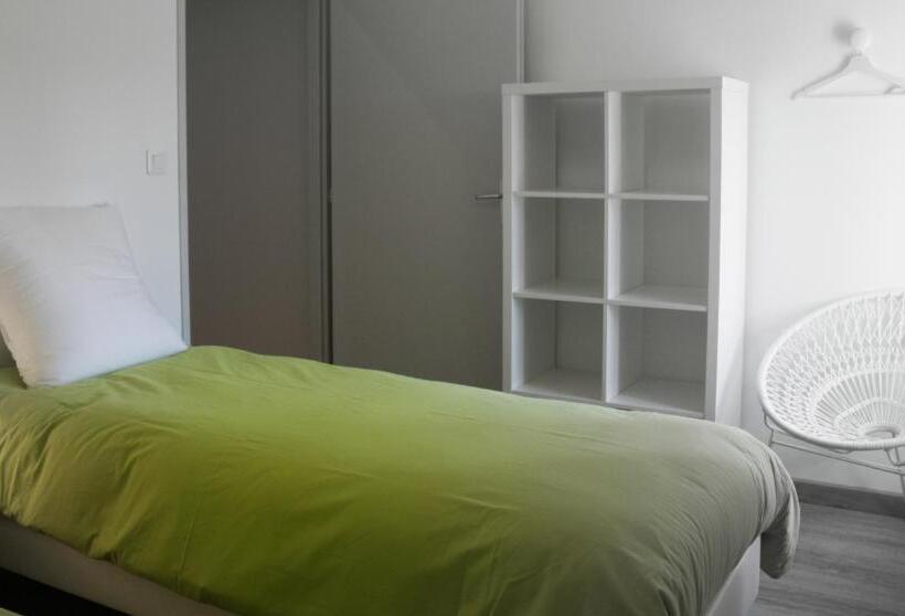 مبيت وإفطار Gîtes Les Demeures De Valette