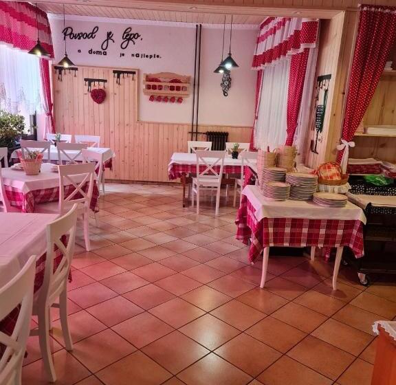 تختخواب و صبحانه Penzion Valerija