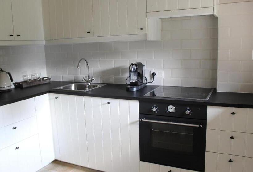 Bed and Breakfast Pitchounette