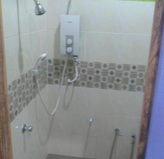 مبيت وإفطار Tok Ayah Homestay Transit Room