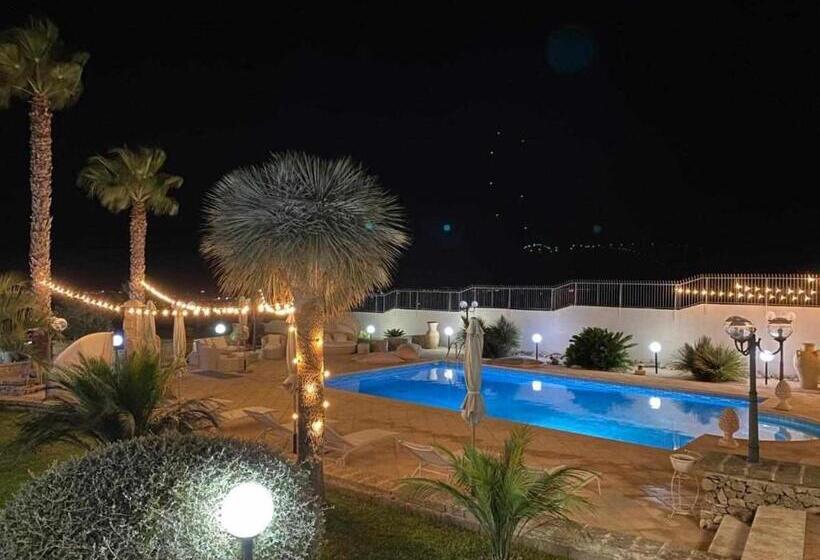 צימר Villa Delle Ulie By Vivimy